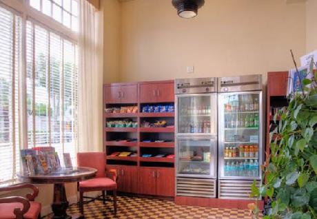 Courtyard St. Petersburg Downtown