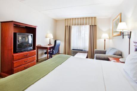 Holiday Inn Express ALPHARETTA (WINDWARD PKWY)
