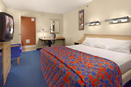 Red Roof Inn Princeton North