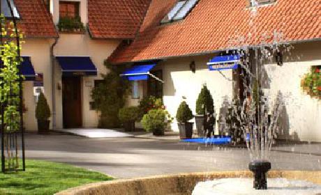 BEST WESTERN La Ferme Du Moulin Aux Draps