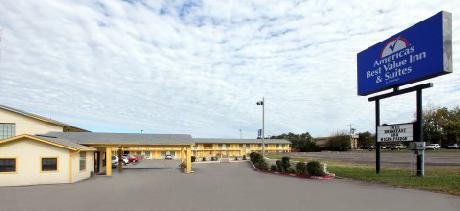 Americas Best Value Inn & Suites/Russellville