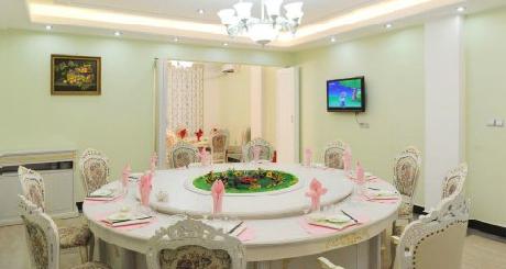 Roman Holiday Villa Hotel