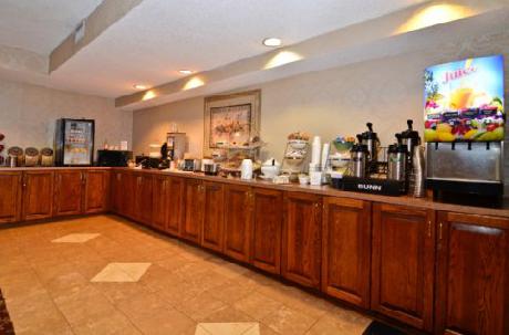 BEST WESTERN PLUS Greensboro Airport Hotel