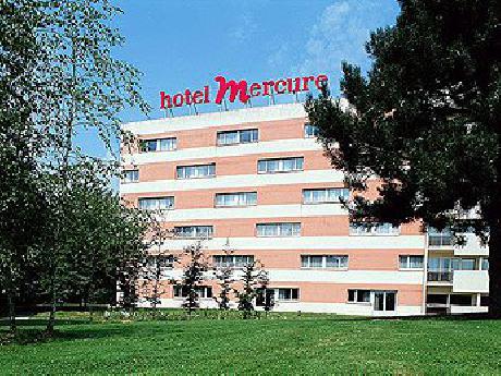 all seasons Peronne Assevillers