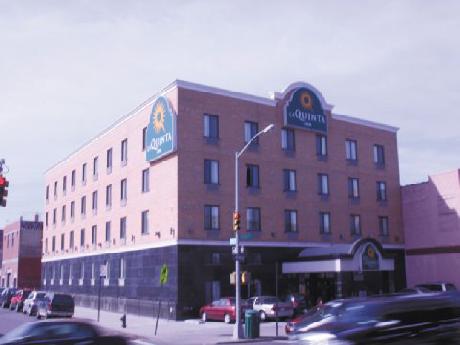 La Quinta Inn Queens (New York City)