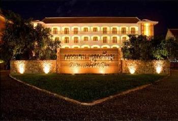 Lotus Resort And Spa