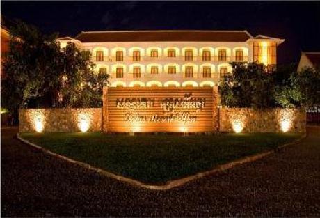 Lotus Resort And Spa