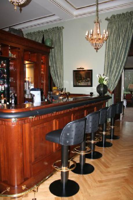 Schlosshotel Hugenpoet Gmbh