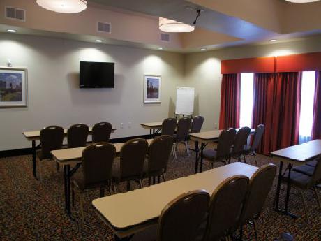 La Quinta Inn & Suites Pearsall