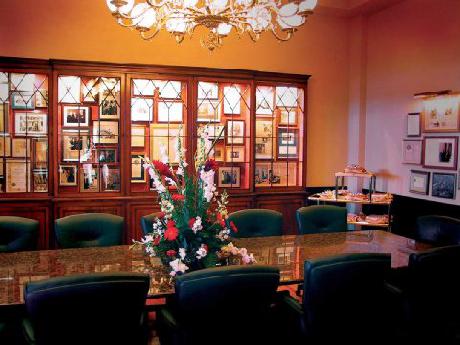 Hilton New Orleans Riverside