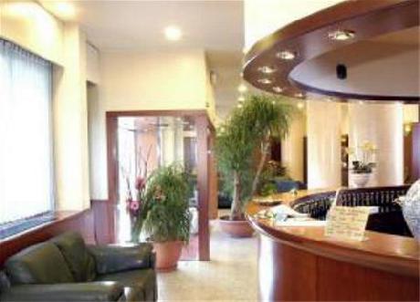 Hotel Excelsior Magenta