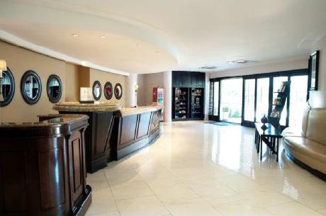 DoubleTree by Hilton Richmond Downtown