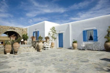 Elenis Village Suites