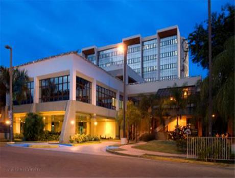 Howard Johnson Centro Cardiovascular San Juan
