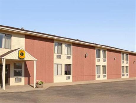 Super 8 Motel - Redfield