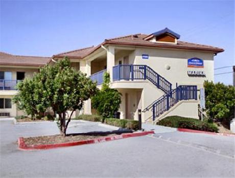 Howard Johnson Marina at Monterey Bay