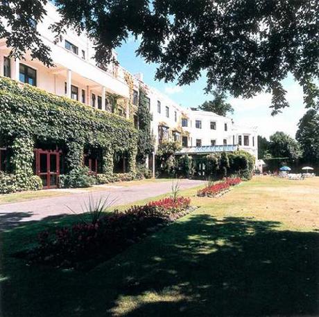 Lyndhurst Park Hotel