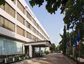 Ramada Plaza Karachi Airport Hotel