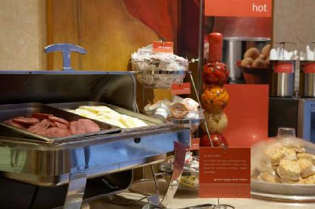 Hampton Inn  Suites AtlantaDowntown