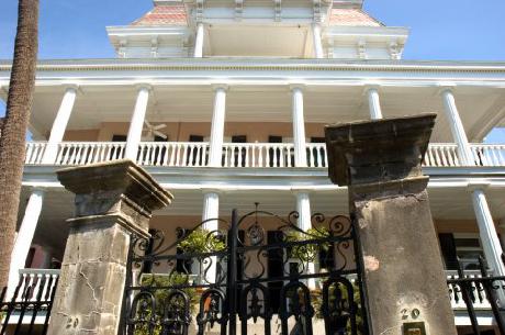 Battery Carriage House Inn