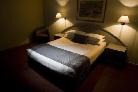 ADELAIDE ROYAL COACH MOTOR INN