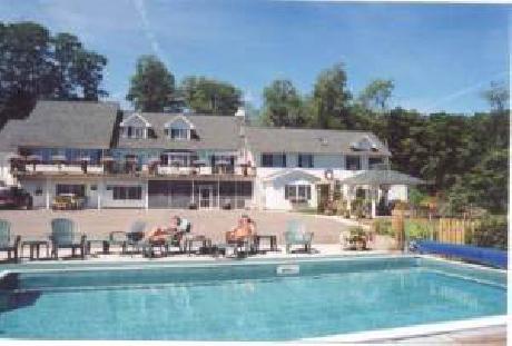 Long House Manor Bed and Breakfast