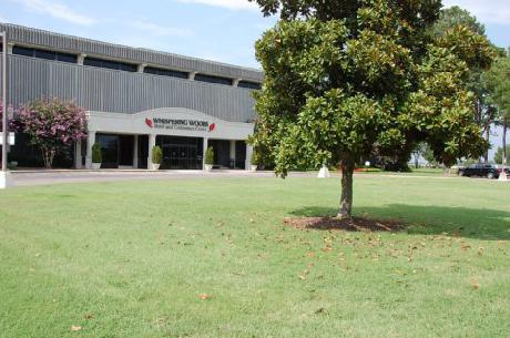 Whispering Woods Hotel and Con