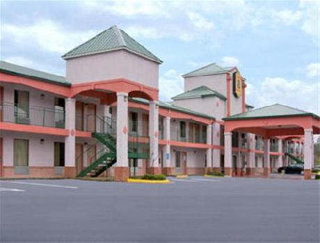 Super 8 Pearl/Jackson/East