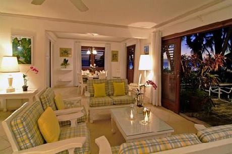 Settlers Beach Hotel