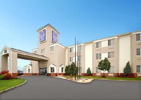 Sleep Inn & Suites Buffalo Airport