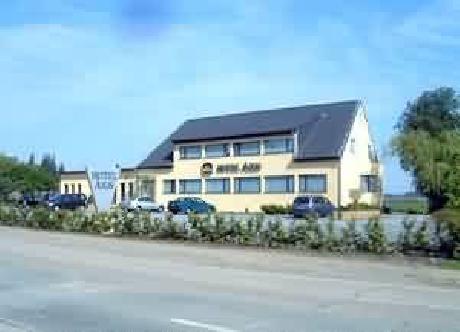 BEST WESTERN Axis Hotel