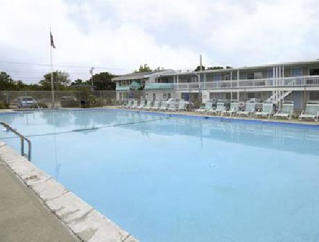 Howard Johnson Inn Cape Cod Area