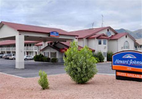 Howard Johnson Flagstaff I-40 Exit 198 E. Lucky Lane