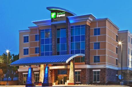 Holiday Inn Express Hotel & Suites NORTH DALLAS AT PRESTON