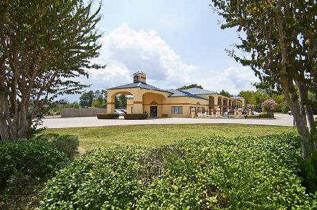 BEST WESTERN Inn of Carthage