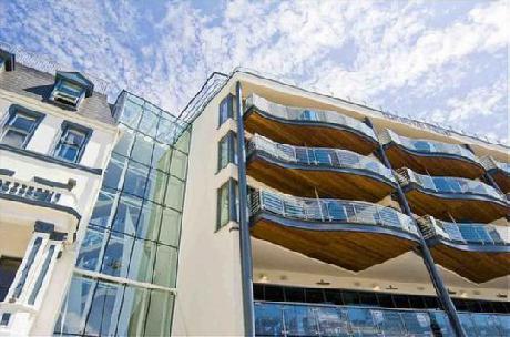 The Royal Yacht Hotel