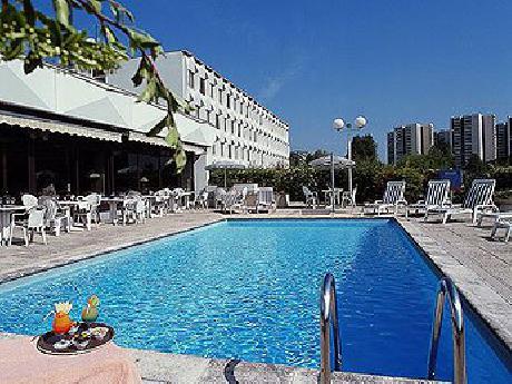 Novotel Creteil Le Lac