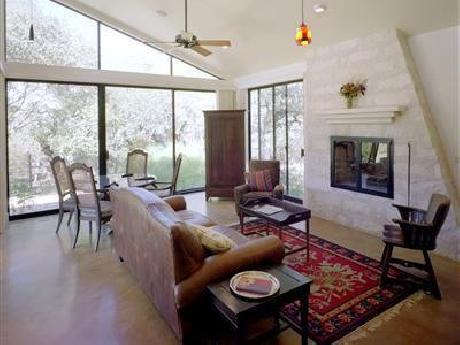 The Inn Above Onion Creek