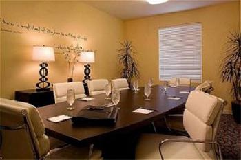 Ontario Grand Inn and Suites