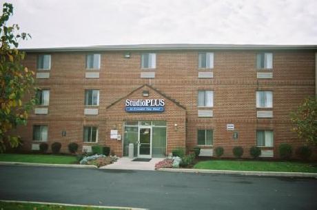 Studio Plus Deluxe Studios - Fort Wayne - North