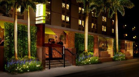 Hollywood Heights Hotel