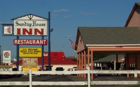 Sunday House Inn