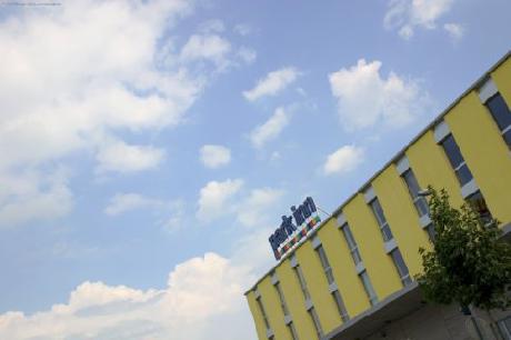 Park Inn By Radisson Lully