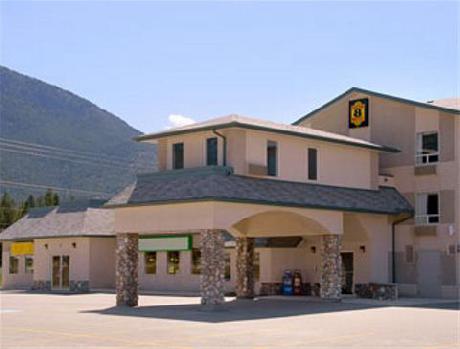 Super 8 Invermere