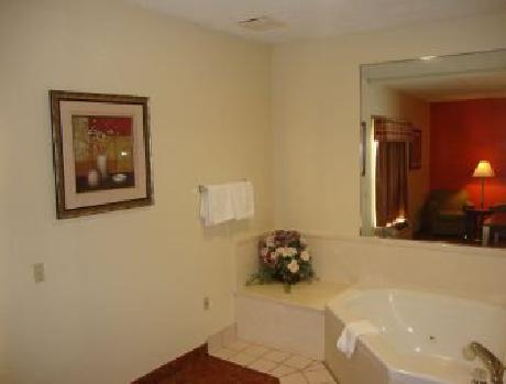 Days Inn & Suites Ridgeland