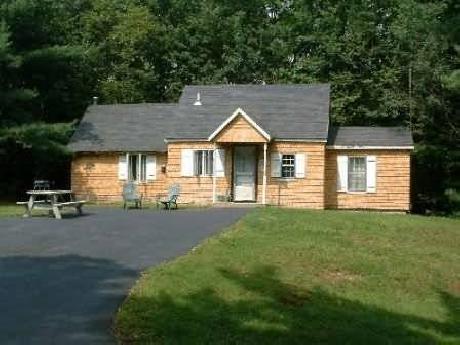 SKY VALLEY MOTEL AND COTTAGES