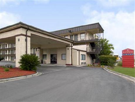 Ramada Limited - Savannah Airport