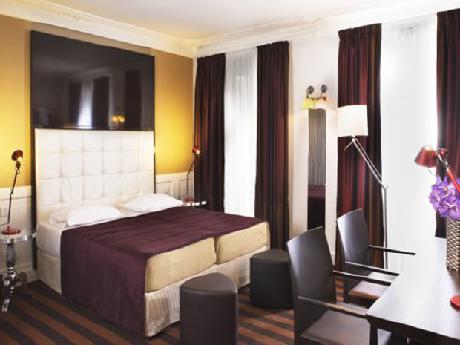 Astotel Saint Augustin Elysees