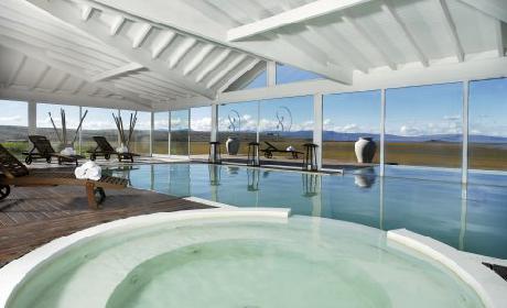 Xelena Deluxe Suites Hotel