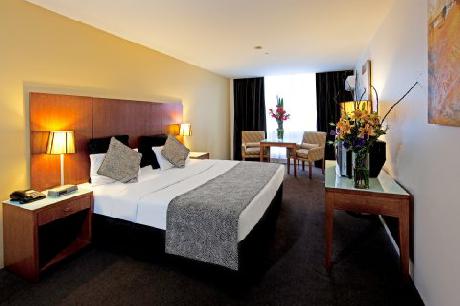 Park Regis Griffin Suites